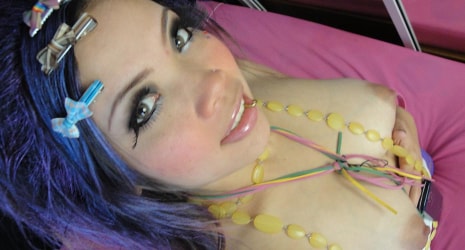 Far Emo Selfshot